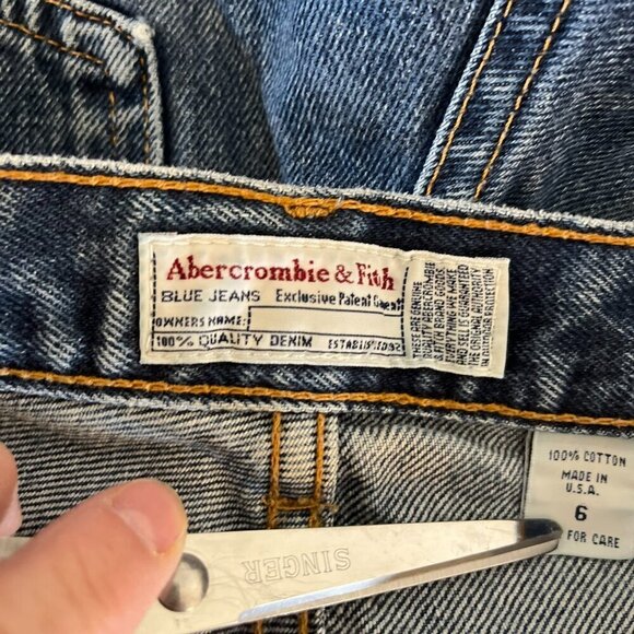 Abercrombie & Fitch Vintage Y2K Retro Slouch Jean Shorts Sz 6 - Picture 5 of 7